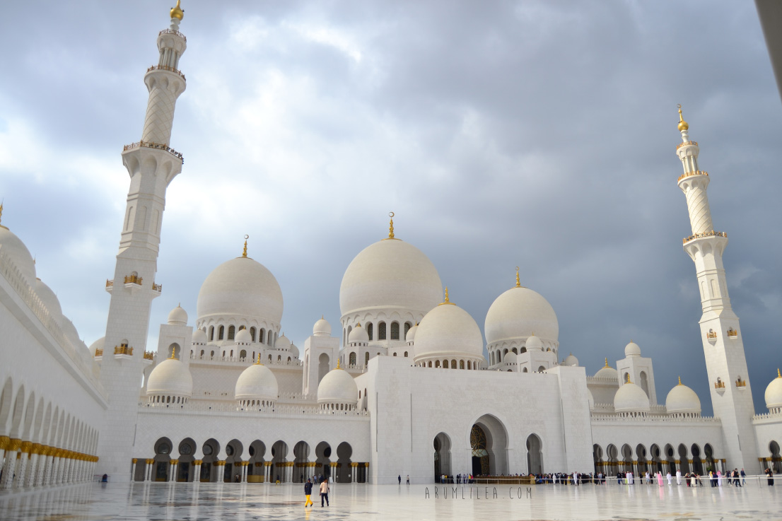 Grand Mosque - Abu Dhabi