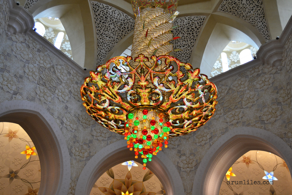 Inside the Sheik Zayed Mosque, Abu Dhabi