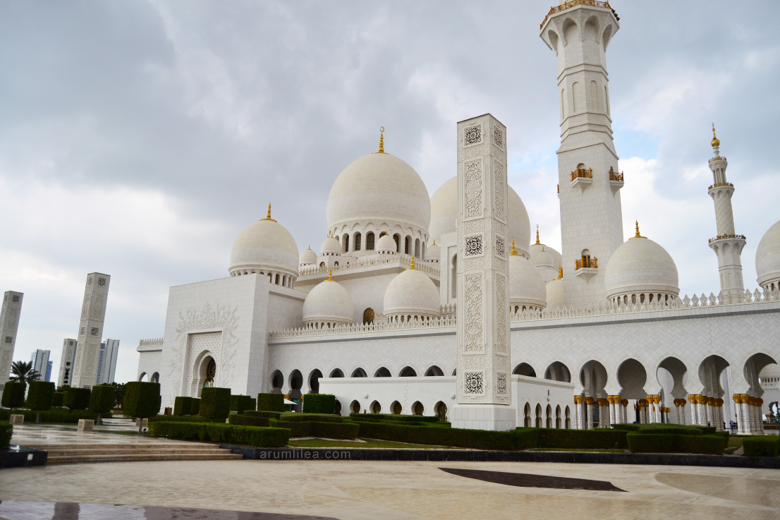 Sheik Zayed Mosque - Abu Dhabi